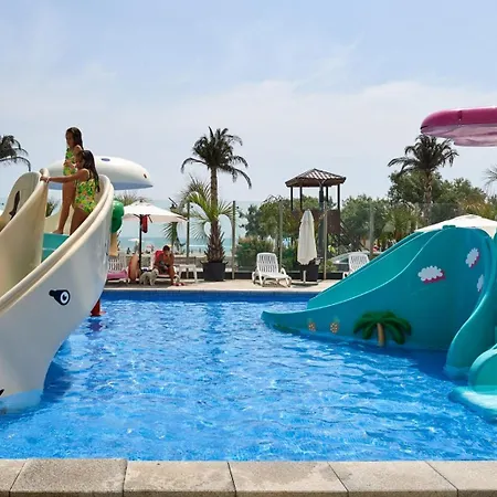 Red4you And Pool Διαμέρισμα Mamaia